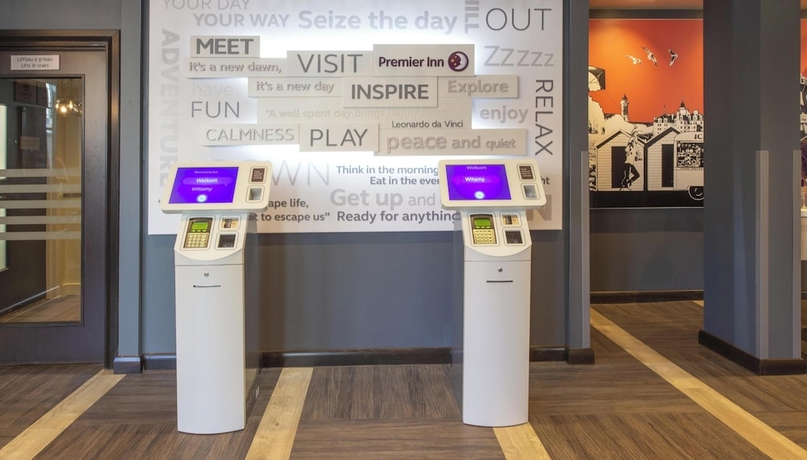 Imagen de los interiores del Hotel Premier Inn Llandudno Town Centre. Foto 16