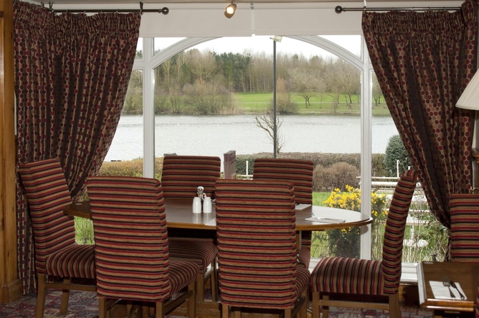 Imagen del bar/restaurante del Hotel Premier Inn Llanelli Central West. Foto 3