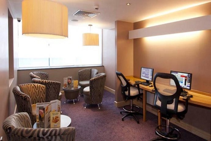 Imagen general del Hotel Premier Inn London Angel Islington. Foto 7