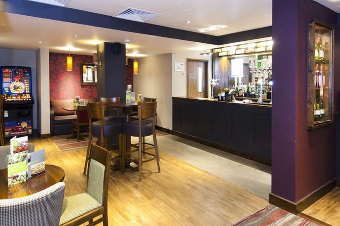 Imagen del bar/restaurante del Hotel Premier Inn London Blackfriars. Foto 3