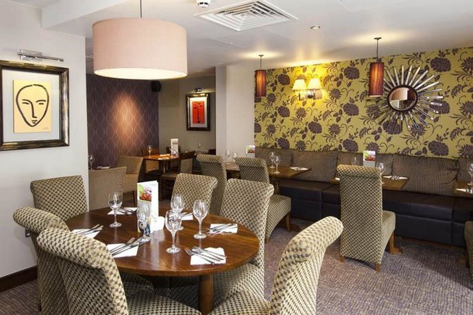 Imagen del bar/restaurante del Hotel Premier Inn London Blackfriars. Foto 6