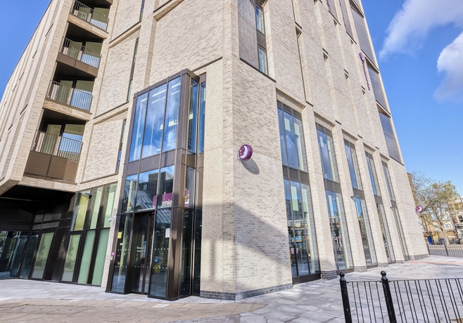 Imagen general del Hotel Premier Inn London Canary Wharf (Westferry). Foto 1