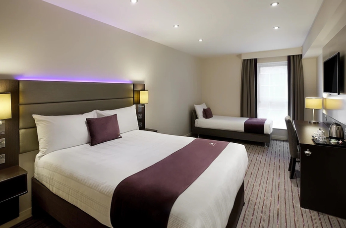 Imagen de la habitación del Hotel Premier Inn London Chiswick. Foto 5