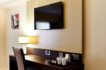 Imagen de la habitación del Hotel Premier Inn London City Aldgate. Foto 4