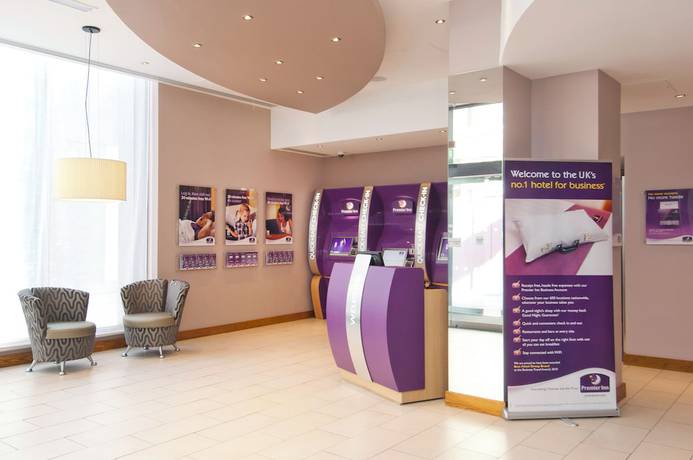 Imagen de los interiores del Hotel Premier Inn London City - Old Street. Foto 9