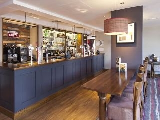 Imagen general del Hotel Premier Inn London Gatwick Airport North Terminal. Foto 2