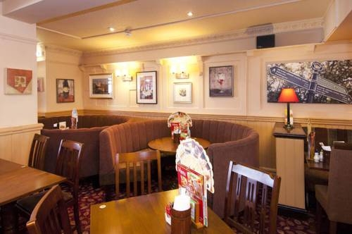 Imagen de la habitación del Hotel Premier Inn London Greenford. Foto 8