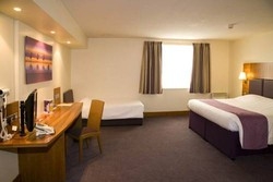 Imagen de la habitación del Hotel Premier Inn London Hayes North, Heathrow. Foto 5