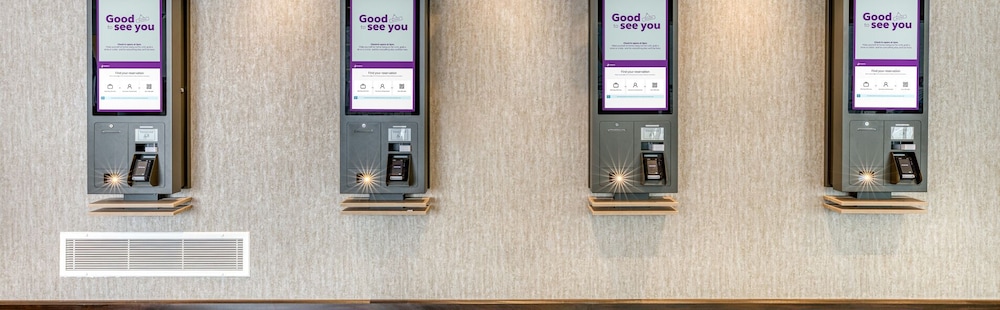 Imagen de los interiores del Hotel Premier Inn London Paddington - Paddington Station. Foto 14