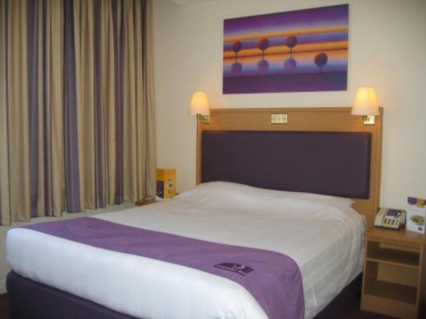 Imagen general del Hotel Premier Inn London Putney Bridge. Foto 1