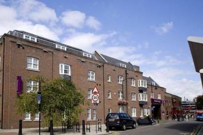 Imagen general del Hotel Premier Inn London Southwark (Bankside). Foto 3