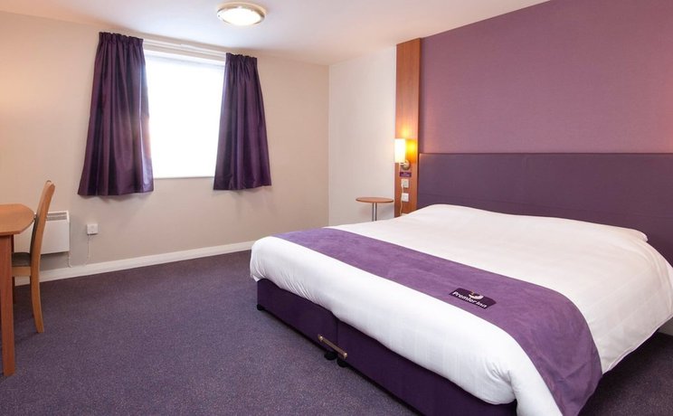 Imagen de la habitación del Hotel Premier Inn London Stratford. Foto 9