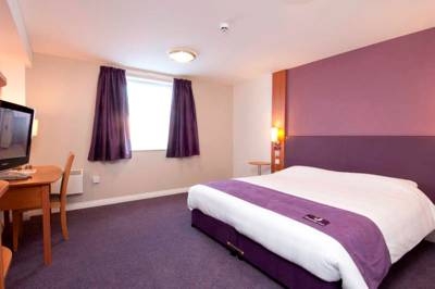 Imagen de la habitación del Hotel Premier Inn London Twickenham Stadium. Foto 11