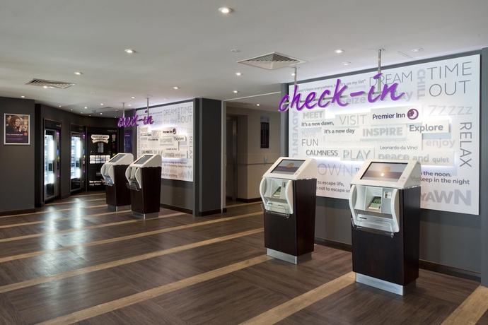Imagen de los interiores del Hotel Premier Inn London Wembley Stadium. Foto 16