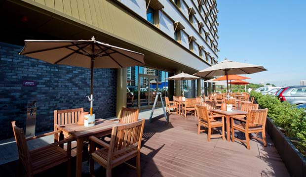 Imagen de los interiores del Hotel Premier Inn London Woolwich Royal Arsenal. Foto 5