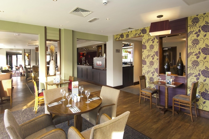 Imagen del bar/restaurante del Hotel Premier Inn Loughborough. Foto 4