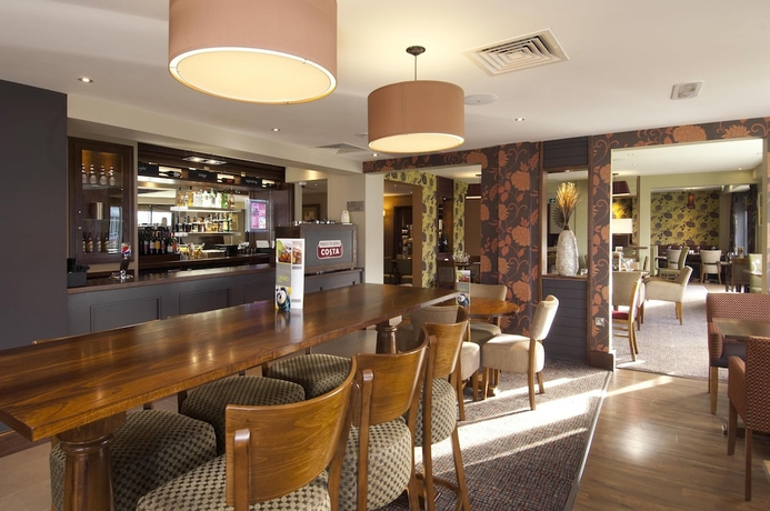 Imagen del bar/restaurante del Hotel Premier Inn Loughborough. Foto 7