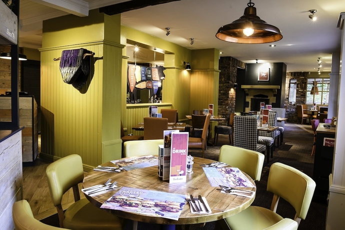 Imagen del bar/restaurante del Hotel Premier Inn Macclesfield North. Foto 4