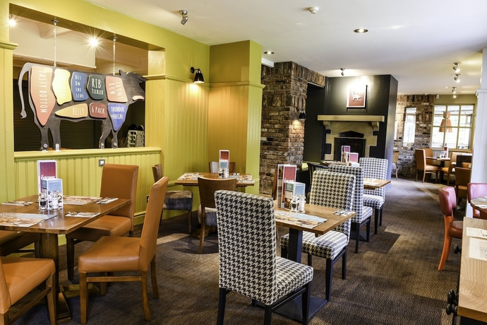 Imagen del bar/restaurante del Hotel Premier Inn Macclesfield North. Foto 12