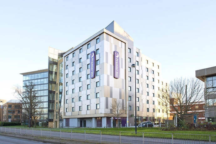 Imagen general del Hotel Premier Inn Maidenhead Town Centre. Foto 1