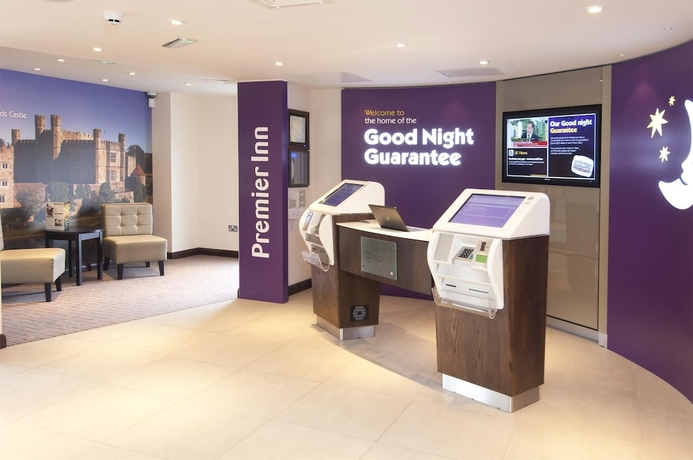 Imagen de los interiores del Hotel Premier Inn Maidstone Town Centre. Foto 16