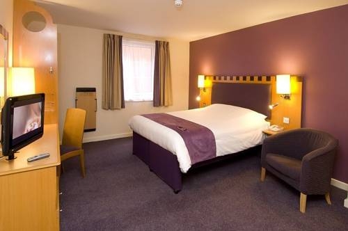 Imagen de la habitación del Hotel Premier Inn Manchester (Cheadle). Foto 6