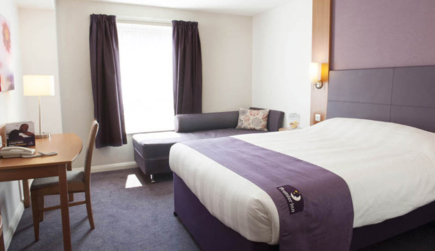 Imagen de la habitación del Hotel Premier Inn Manchester (Salford Quays). Foto 4