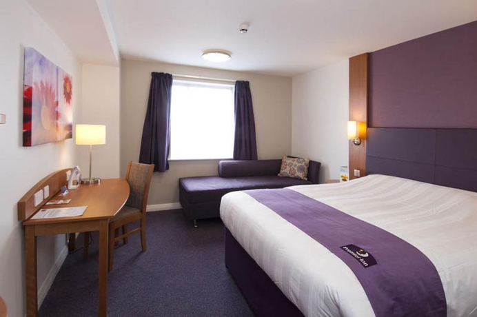 Imagen general del Hotel Premier Inn Manchester Trafford Centre West. Foto 8