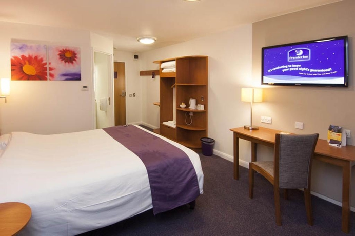 Imagen general del Hotel Premier Inn Manchester Trafford Centre West. Foto 14