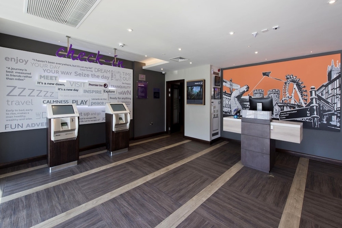 Imagen de los interiores del Hotel Premier Inn Middlesbrough Town Centre. Foto 16