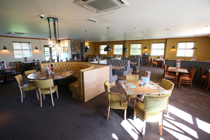 Imagen del bar/restaurante del Hotel Premier Inn Newark. Foto 3