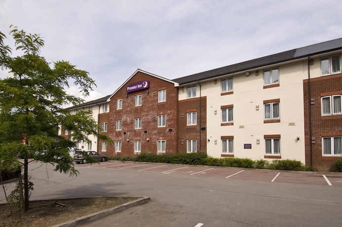 Imagen general del Hotel Premier Inn Newport Wales - M4 J24. Foto 2