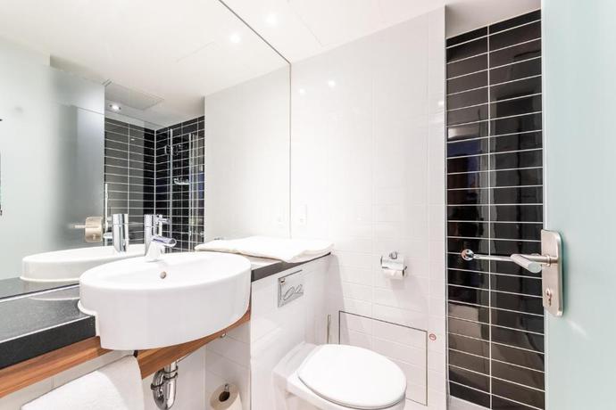 Imagen de la habitación del Hotel Premier Inn Nuernberg City Centre. Foto 4