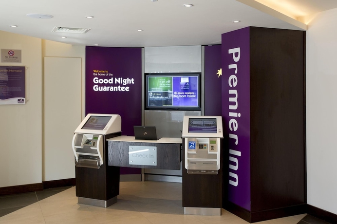 Imagen de los interiores del Hotel Premier Inn Perth City Centre. Foto 16