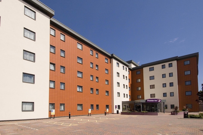 Imagen general del Hotel Premier Inn Portsmouth Port Solent. Foto 1
