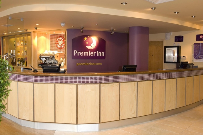 Imagen de los interiores del Hotel Premier Inn Reading Central. Foto 16