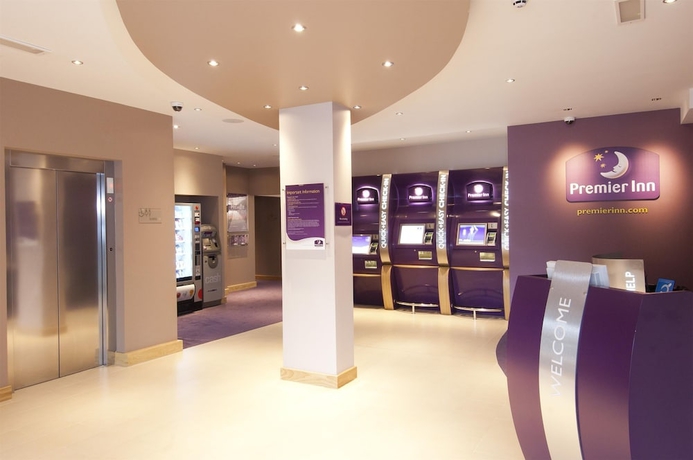 Imagen de los interiores del Hotel Premier Inn Rochester. Foto 16