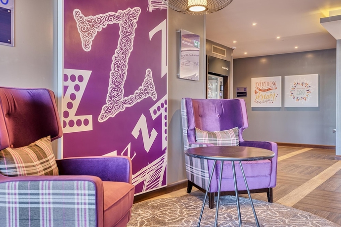 Imagen de los interiores del Hotel Premier Inn Saffron Walden. Foto 15