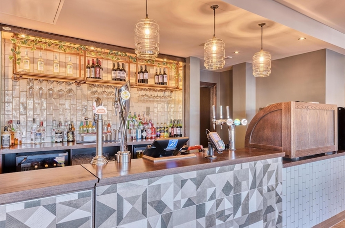 Imagen del bar/restaurante del Hotel Premier Inn Scarborough - North Bay. Foto 4