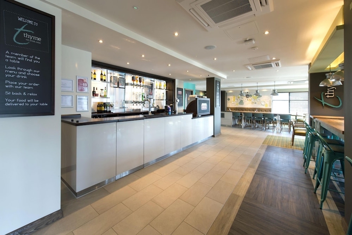 Imagen del bar/restaurante del Hotel Premier Inn Seaton. Foto 2