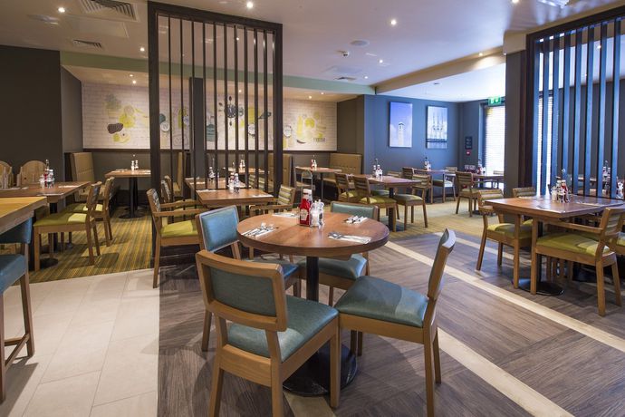 Imagen del bar/restaurante del Hotel Premier Inn Southampton (Cumberland Place). Foto 3