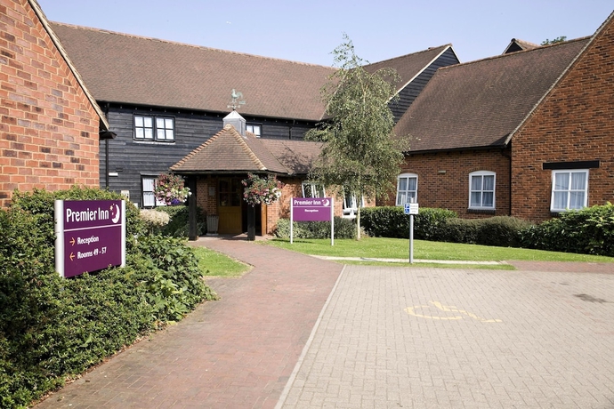 Imagen general del Hotel Premier Inn St. Albans/Bricket Wood. Foto 1