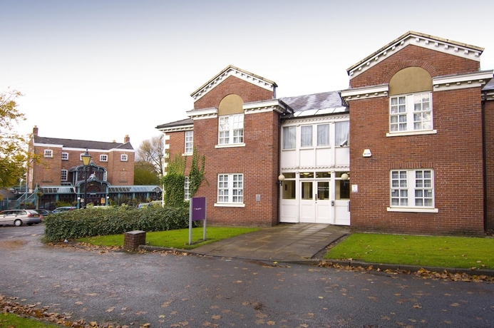 Imagen general del Hotel Premier Inn Stockport Central. Foto 3