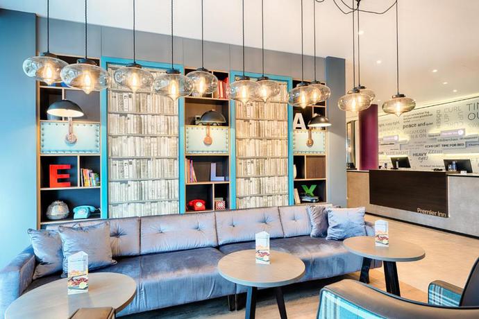 Imagen general del Hotel Premier Inn Stuttgart Bad Cannstatt. Foto 10