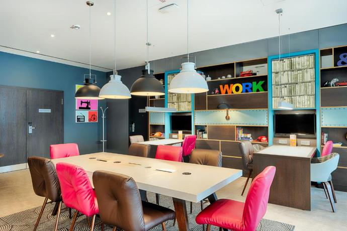 Imagen general del Hotel Premier Inn Stuttgart Bad Cannstatt. Foto 11