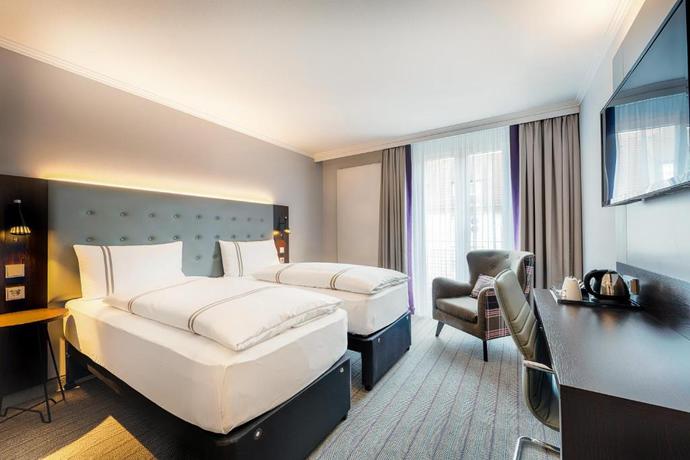 Imagen general del Hotel Premier Inn Stuttgart Bad Cannstatt. Foto 14