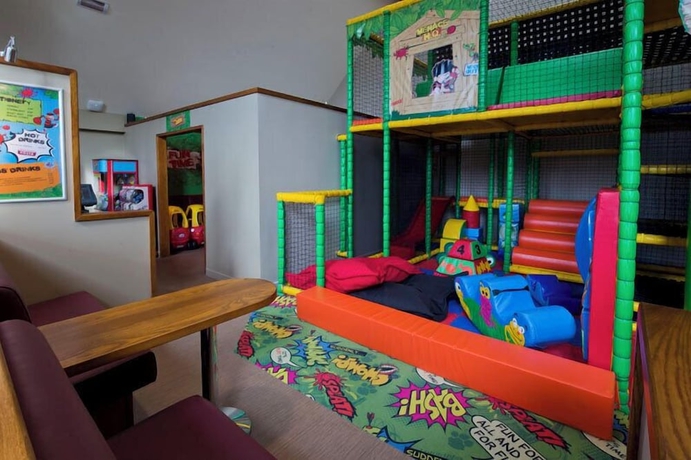 Imagen general del Hotel Premier Inn Swansea North. Foto 2