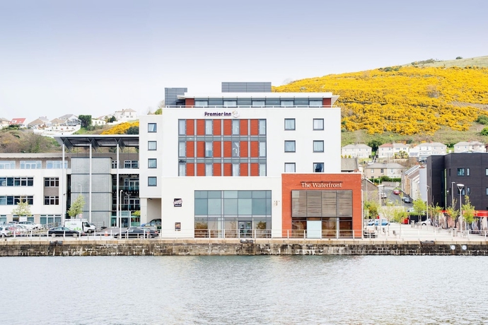 Imagen general del Hotel Premier Inn Swansea Waterfront. Foto 1
