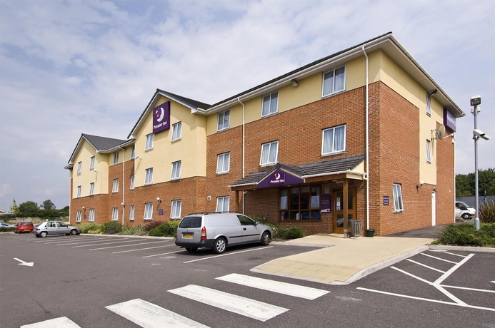 Imagen general del Hotel Premier Inn Swindon Central. Foto 2