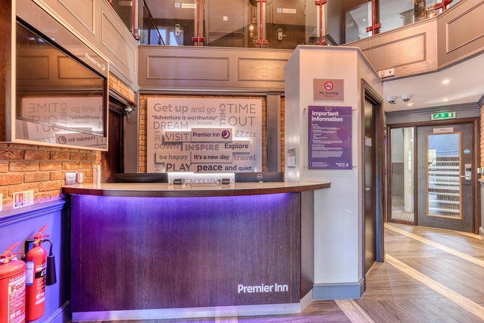 Imagen de los interiores del Hotel Premier Inn Tonbridge. Foto 16